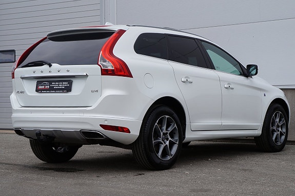 Volvo XC60 6 of 30