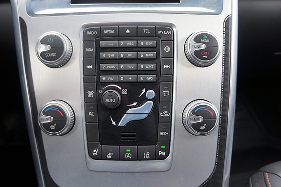Volvo XC60 23 of 30