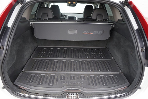 Volvo XC60 17 of 30