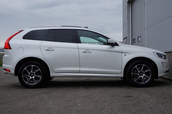 Volvo XC60 7 of 30
