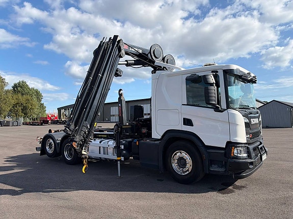 Scania P410 XT Kranväxlare 6X2 Hiab kran 8 of 12
