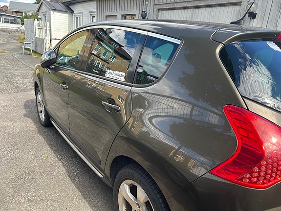 Peugeot 3008 6 of 6