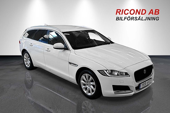 Jaguar XF 10 of 20