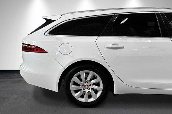 Jaguar XF 3 of 20