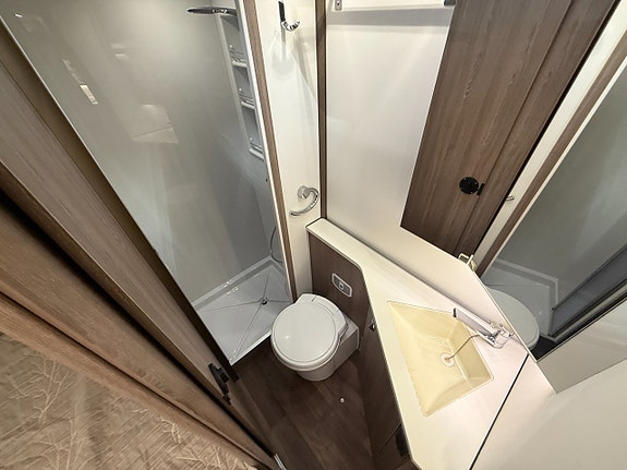 Kabe Travel Master 780 LXL *AC Bodel*Solcell* 13 of 16
