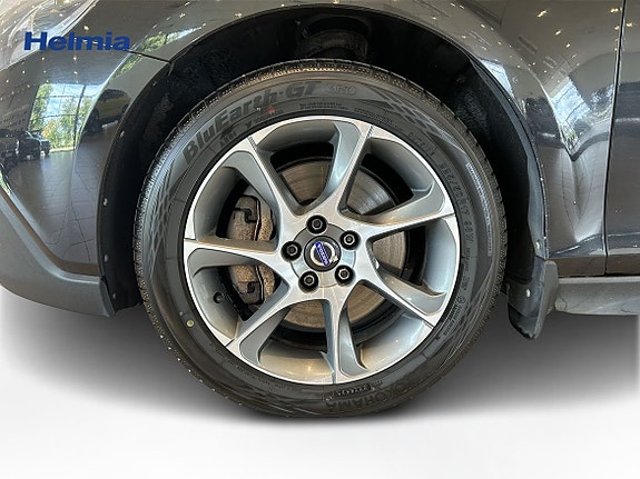 Volvo V40 Cross Country 21 of 22