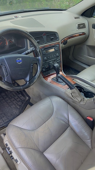 Volvo XC70 5 of 6
