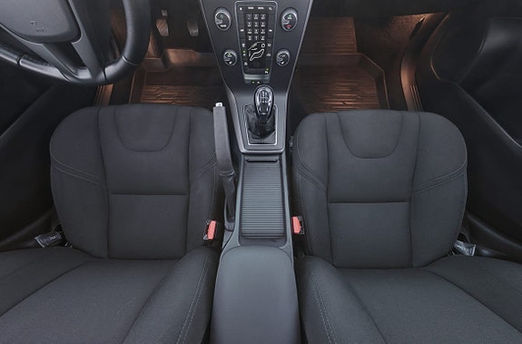 Volvo V40 18 of 29