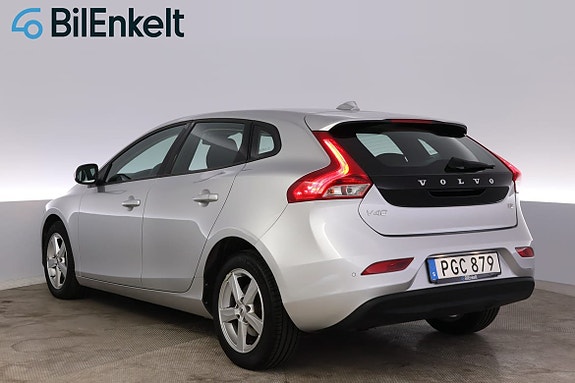 Volvo V40 6 of 29