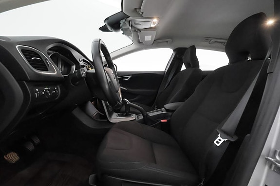 Volvo V40 9 of 29