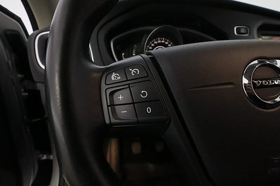 Volvo V40 16 of 29