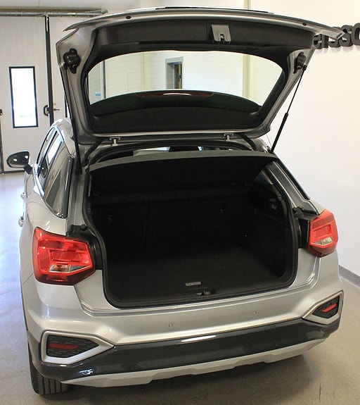 Audi Q2 8 of 10