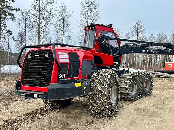 Komatsu 911 4 of 6