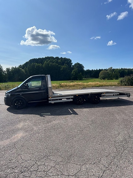 Volkswagen Transporter 8 of 13
