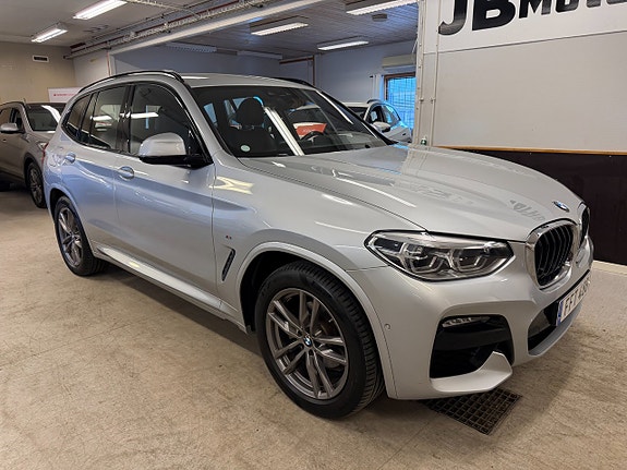 BMW X3 2 of 16