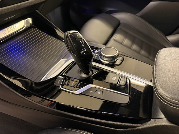 BMW X3 13 of 16