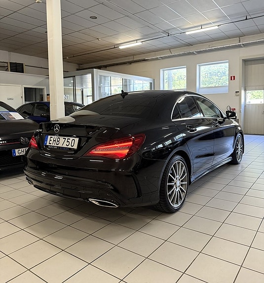 Mercedes-Benz CLA200 3 of 19