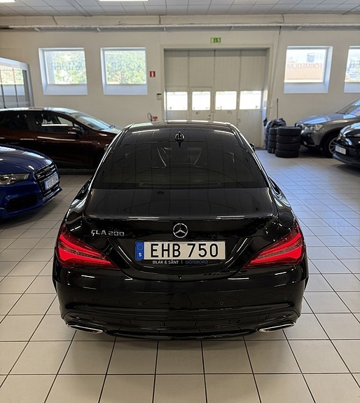Mercedes-Benz CLA200 4 of 19