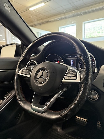 Mercedes-Benz CLA200 16 of 19
