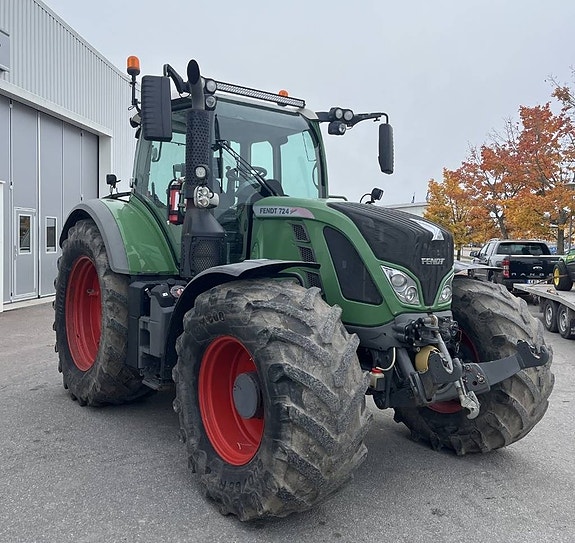 Fendt Traktor 724 Vario 2 of 7