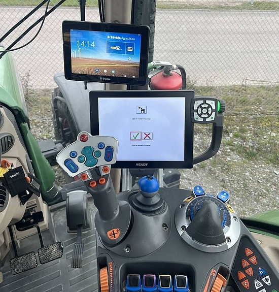 Fendt Traktor 724 Vario 7 of 7