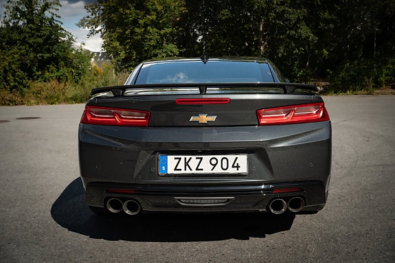 Chevrolet Camaro SS 5 of 28