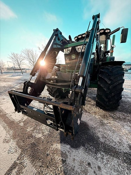 John Deere 6215R AP 11 of 13