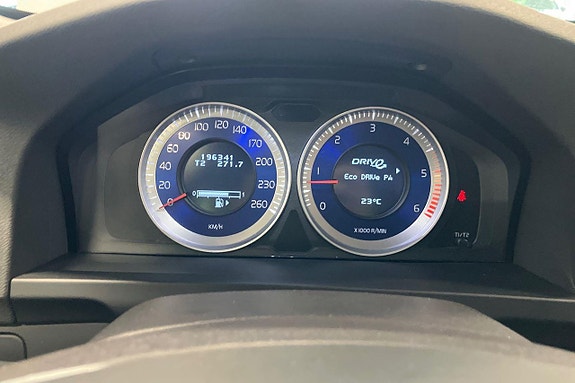 Volvo S60 15 of 28