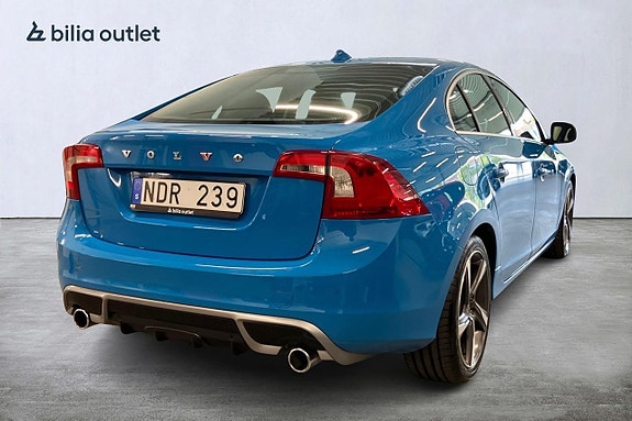 Volvo S60 4 of 28