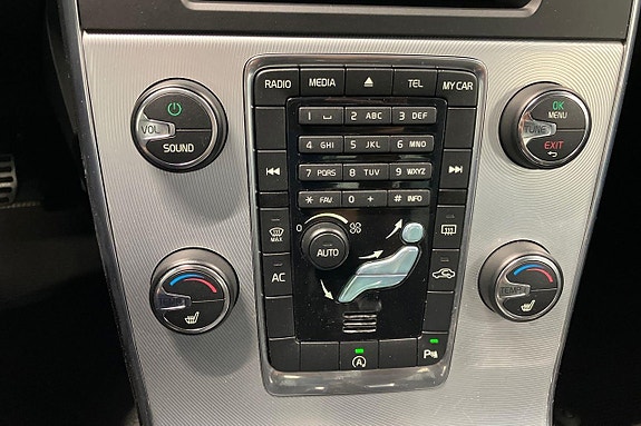 Volvo S60 19 of 28