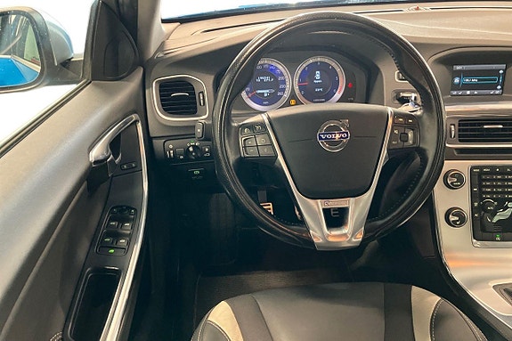 Volvo S60 14 of 28