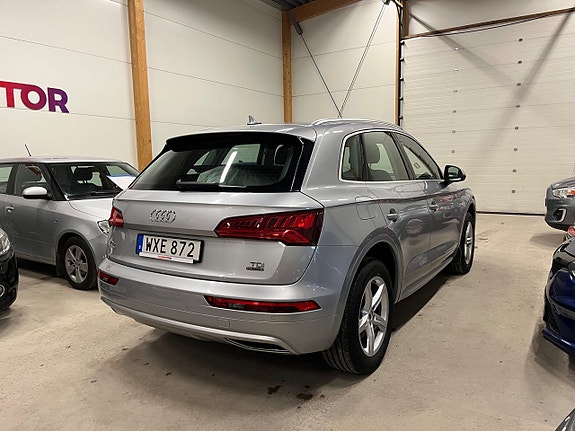 Audi Q5 3 of 18
