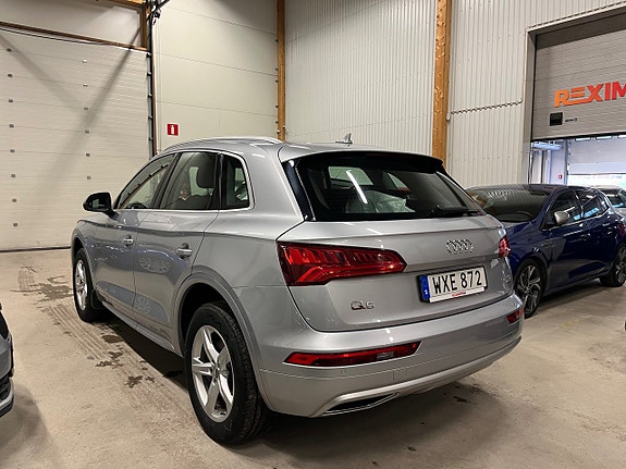 Audi Q5 6 of 18