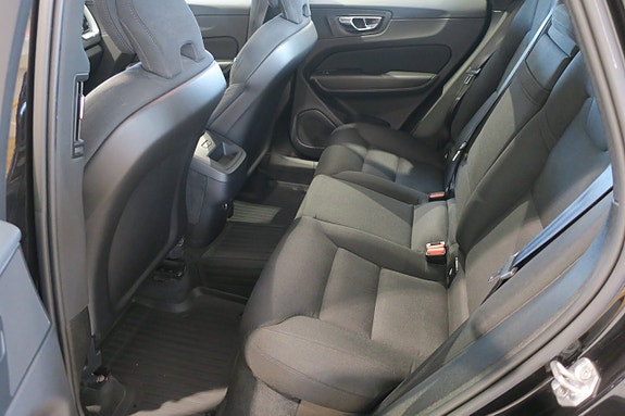 Volvo XC60 7 of 13