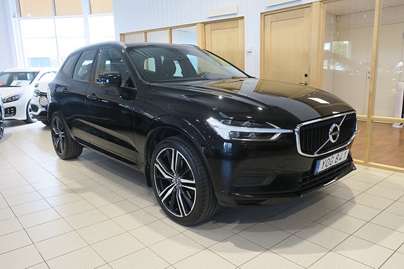 Volvo XC60 2 of 13
