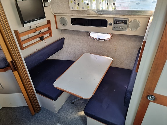 Crusier Yacht Esprit 3170 11 of 13