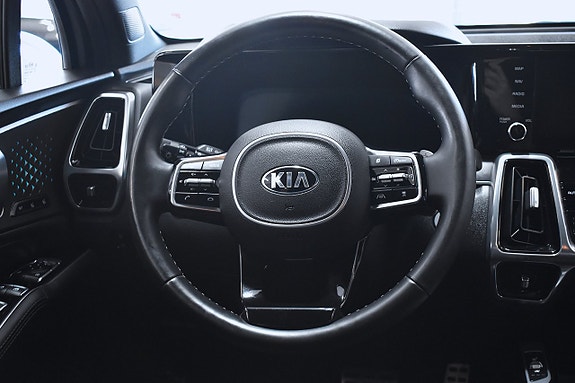 Kia Sorento 14 of 24