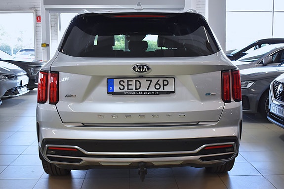 Kia Sorento 5 of 24