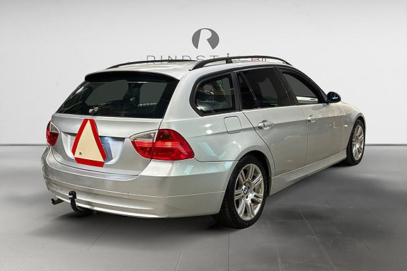 BMW 320 7 of 17