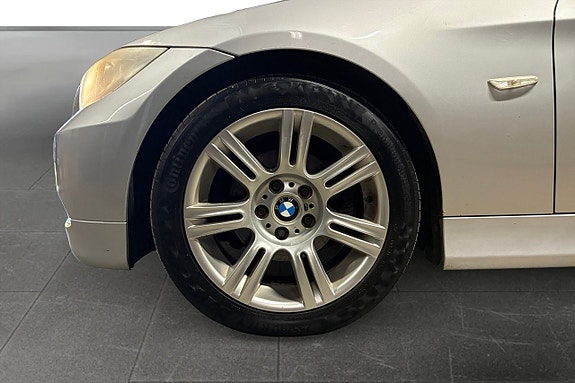 BMW 320 16 of 17