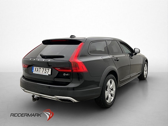 Volvo V90 Cross Country 8 of 30