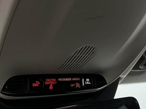 Volvo V90 Cross Country 24 of 30
