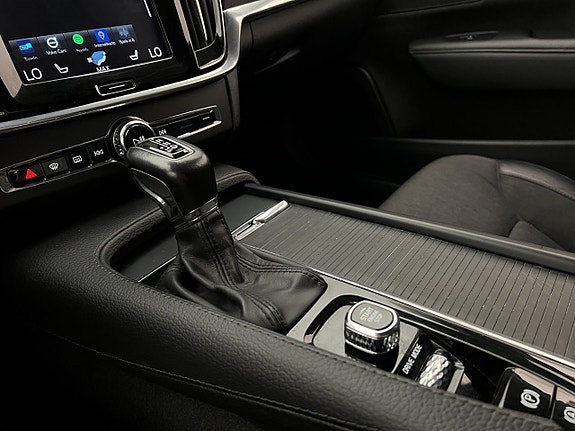 Volvo V90 Cross Country 25 of 30