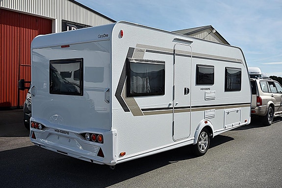 Weinsberg 480 EU CaraOne, Långbäddar 24 of 27