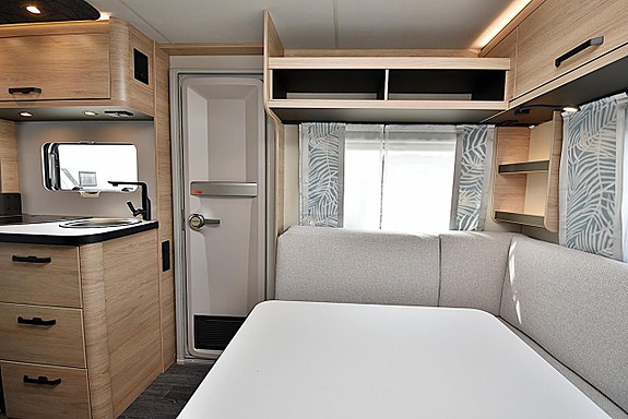 Weinsberg 480 EU CaraOne, Långbäddar 9 of 27