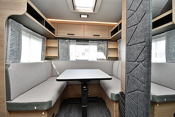 Weinsberg 480 EU CaraOne, Långbäddar 21 of 27