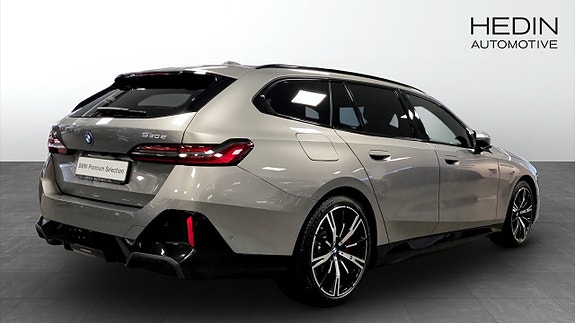 BMW 530e 2 of 13