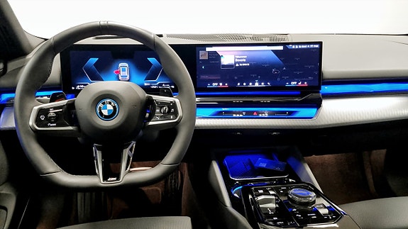 BMW 530e 4 of 13