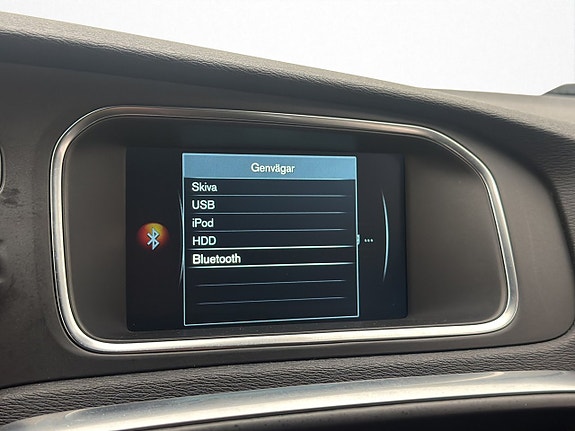 Volvo V40 20 of 30