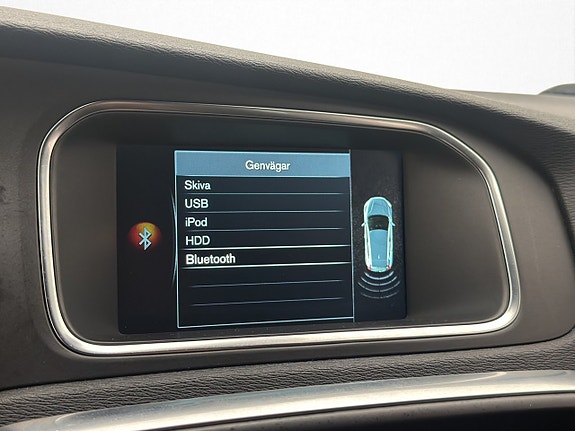 Volvo V40 19 of 30